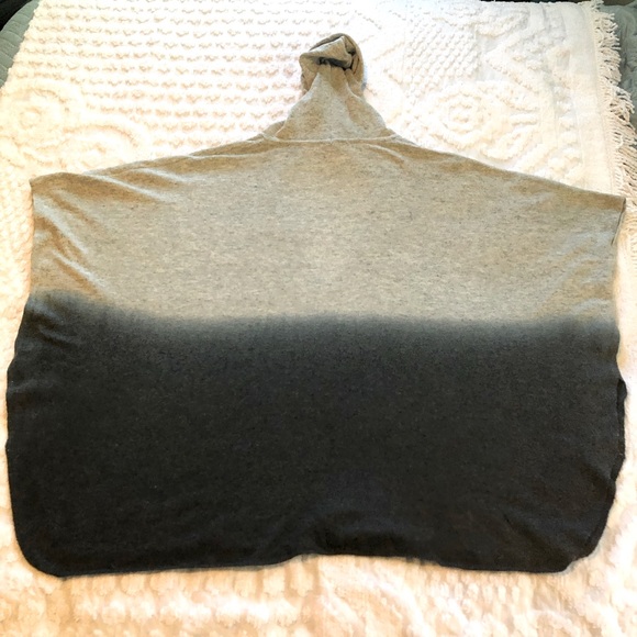 Promesa USA poncho, one size, gray to blue ombré - Picture 6 of 7